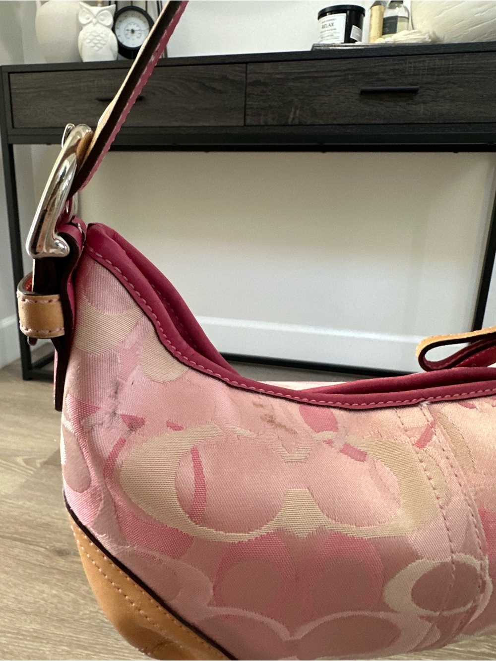 Rare Coach Pink Signature Jacquard Mini Shoulder Bag with Tan Trim - Picture 3 of 14